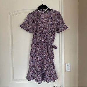 NWOT Vero Moda Floral Wrap Mini Dress